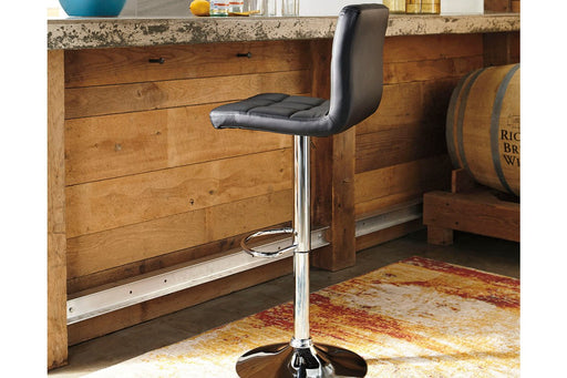 Bellatier Black/Chrome Finish Adjustable Height Bar Stool - D120-130 - Gate Furniture