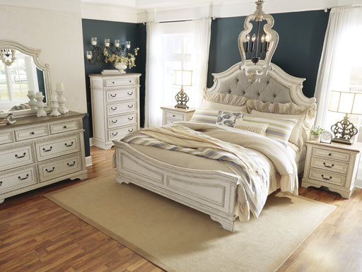 Realyn Chipped White Panel Bedroom Set - Gate Furniture